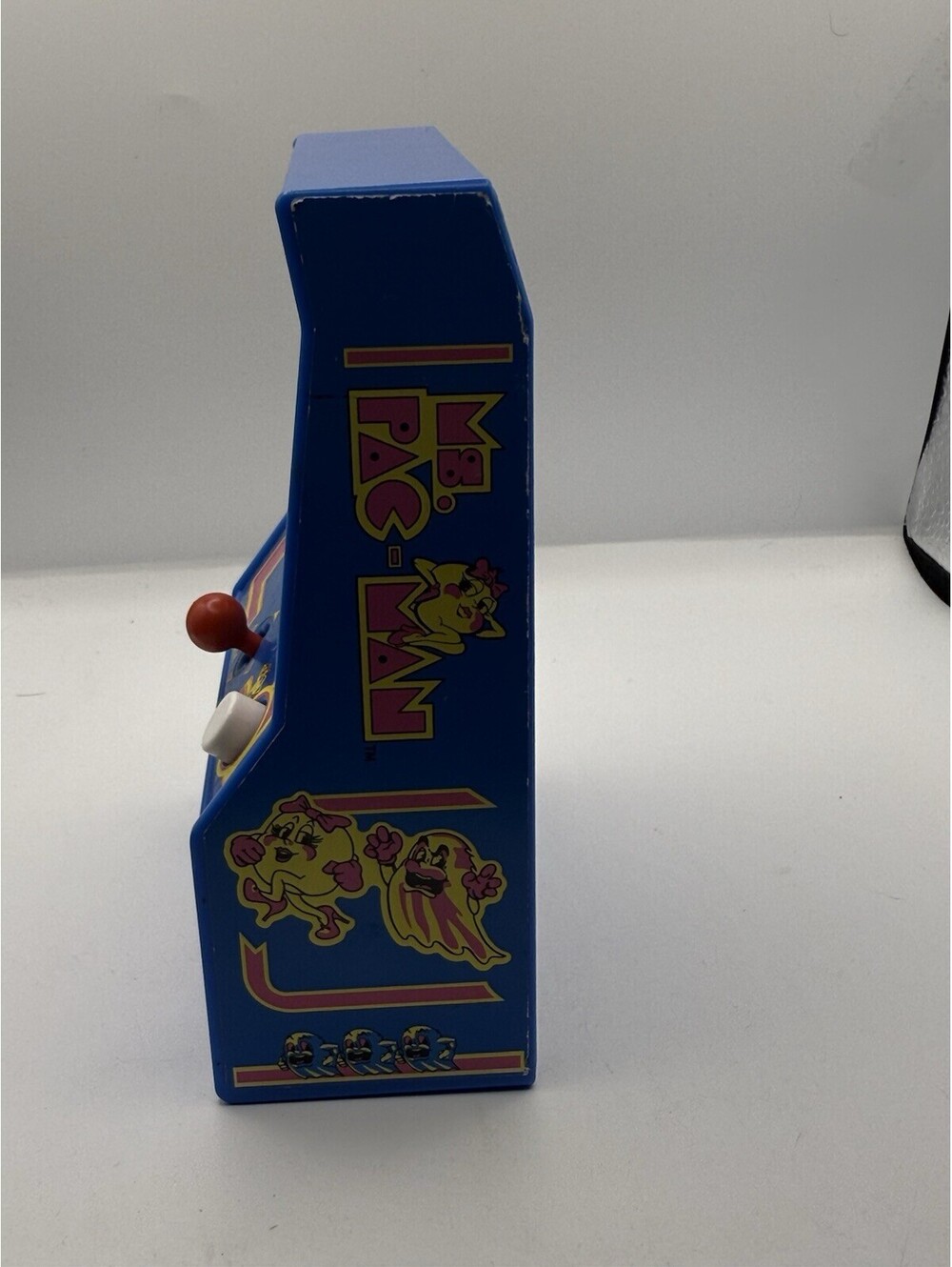 Basic Fun Arcade Classics - Ms Pac-Man Retro Mini Arcade Game - Picture 3 of 10
